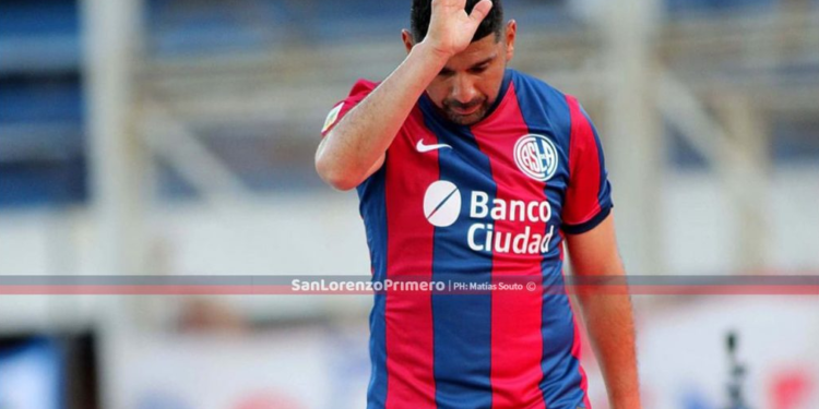 Néstor Ortigoza anunció su retiro del fútbol y su madre le dedicó un emotivo mensaje.