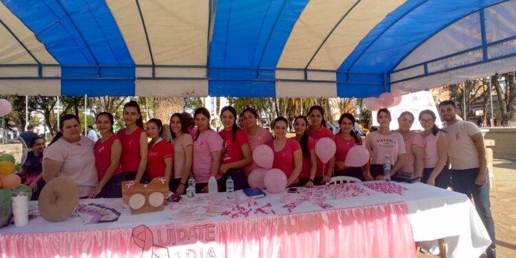 Cuarta Región Sanitaria conmemoró Día Internacional de Lucha contra el Cáncer de Mamas.