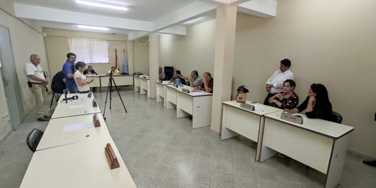 Concejales cuestionan licitación otorgada a EDR Construcciones