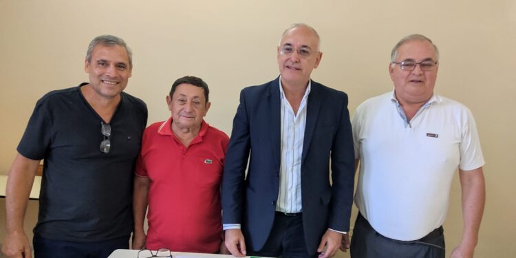 Repararán maquinarias viales de la Gobernación de Guairá.