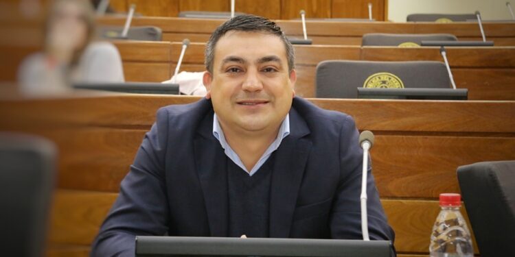 Diputados electos participaron de una jornada de inducción al poder legislativo.