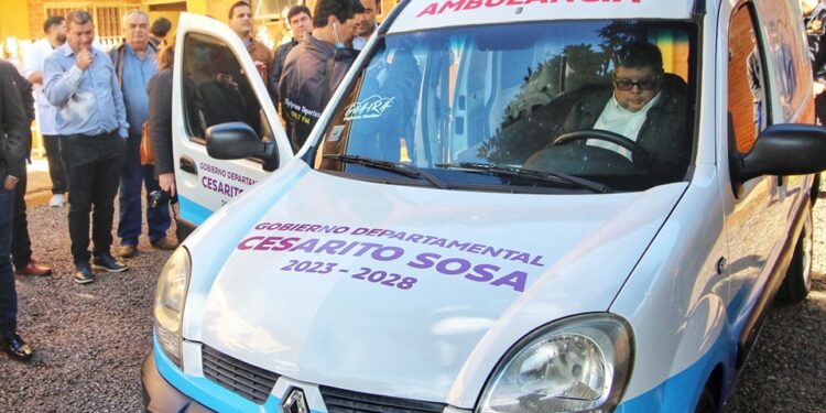 La IV Región Sanitaria recibió una ambulancia.