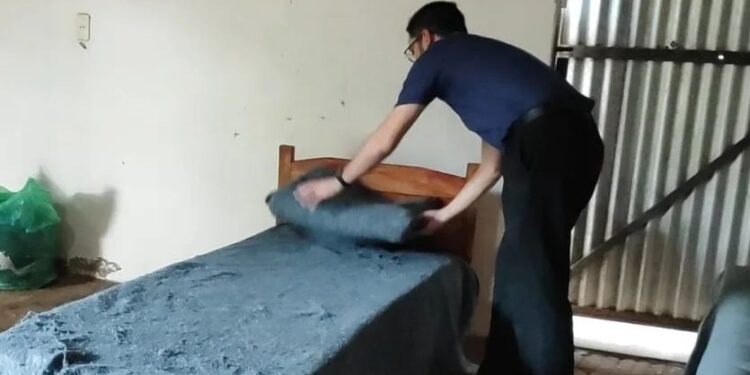 El albergue de Villarrica recibió 10 camas de donación.