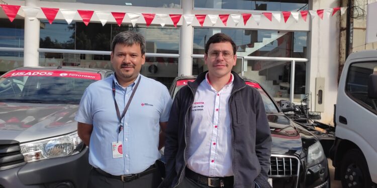 Toyotoshi realiza una feria de autos usados.