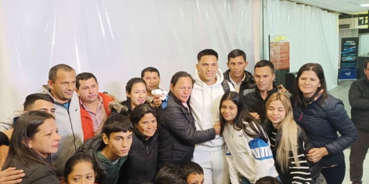 Diego Gómez parte a Estados Unidos con las maletas cargadas de ilusión.