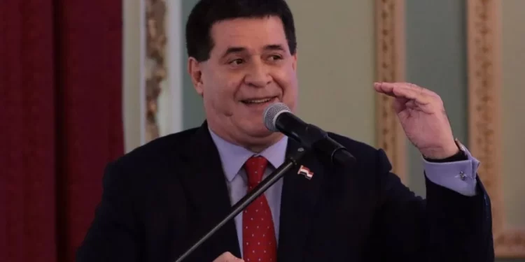 Cartes denuncia “persecución política” que derivó en la fuerte sanción de EEUU.