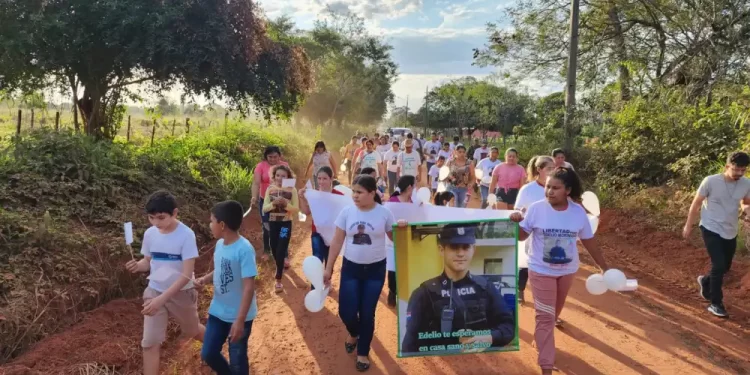 Familiares y amigos marchan por los 9 años del secuestro de Edelio Morínigo.