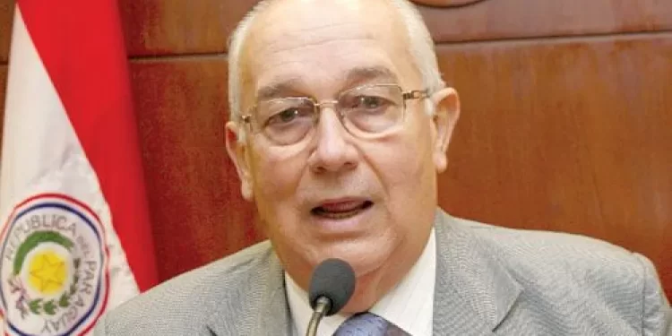 Solicitan seis años de cárcel para ex ministro Óscar Bajac.