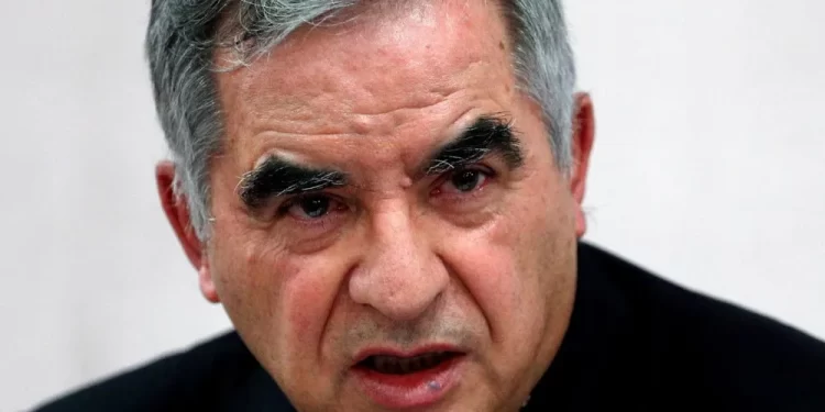 La Fiscalía del Vaticano pide 7 años y 3 meses de cárcel para el cardenal Becciu.
