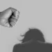 Aprehenden a un hombre por supuesta violencia intrafamiliar.