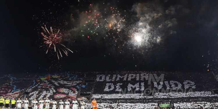 Conmebol impone una fuerte multa a Olimpia por los fuegos artificiales en el partido ante Flamengo.