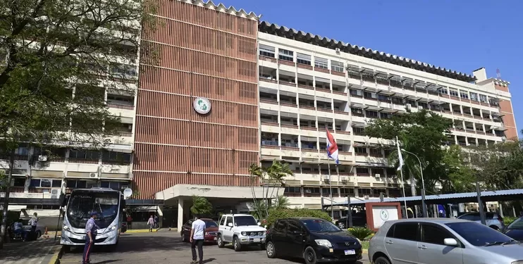IPS: US$ 158 millones pagados por bienes y servicios en 2022, no cuentan con documentos de respaldo.
