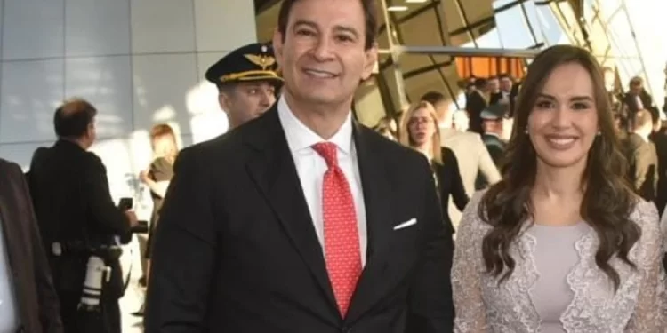 Peña nombra como directora jurídica de Itaipú a esposa de Beto Ovelar.