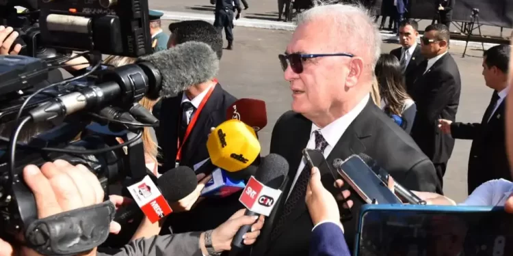 Fiscal general admite temor a injerencia política, pero confía en independencia del MP en gobierno de Peña.