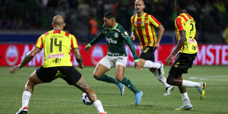 Palmeiras cumple el trámite ante Pereira y es oficialmente semifinalista de Libertadores.