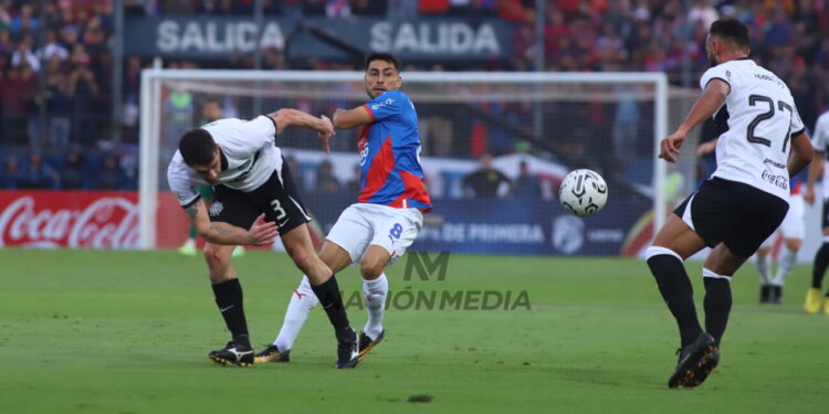 Tras pedido de Olimpia, el Tribunal Disciplinario sanciona a Cerro, pero no suspende su estadio.