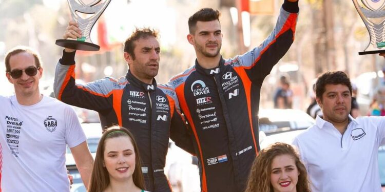 Zaldívar triunfa en Guairá y sube a la punta del Petrobras Rally Paraguay.