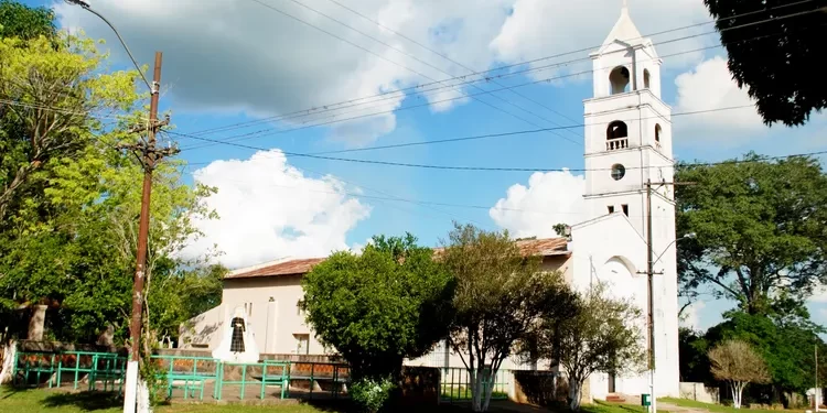 Párroco de San Salvador celebra un aniversario más de ordenación sacerdotal.