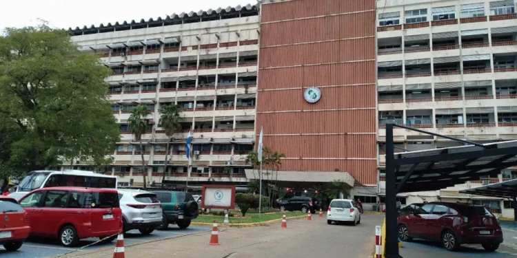 Contraloría denunciará ante Fiscalía presuntas irregularidades en IPS y otros entes.