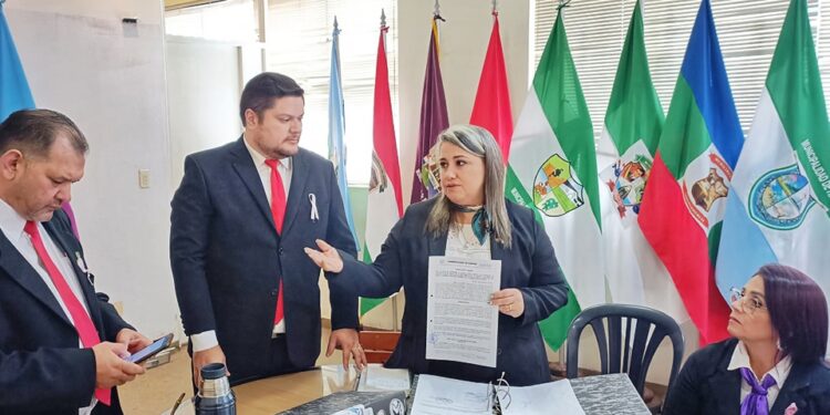 SECRETARIOS DEPARTAMENTALES DE LA GOBERNACIÓN DEL GUAIRÁ SE REUNIERON CON EQUIPO TÉCNICO DE MECIP