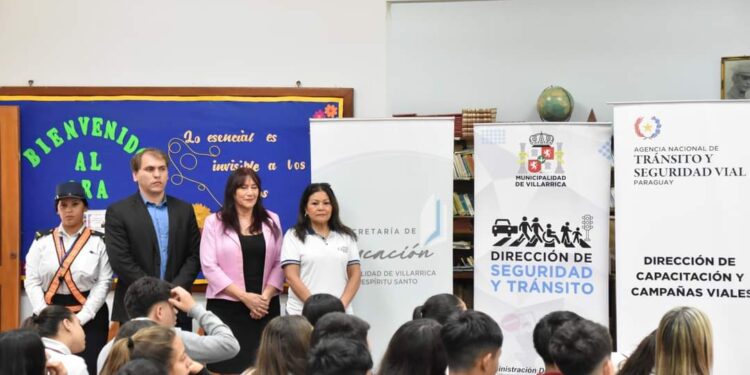 EDUCACIÓN VIAL EN COLEGIOS DE LA CIUDAD