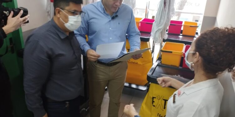 HOSPITAL REGIONAL DE VILLARRICA RECIBE IMPLEMENTOS DE TRABAJO