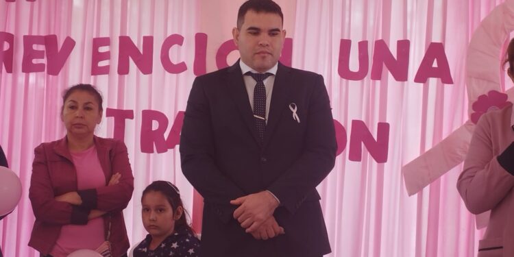 MUNICIPIO ACOMPAÑA LA CAMPAÑA DE LUCHA CONTRA EL CÁNCER DE MAMAS