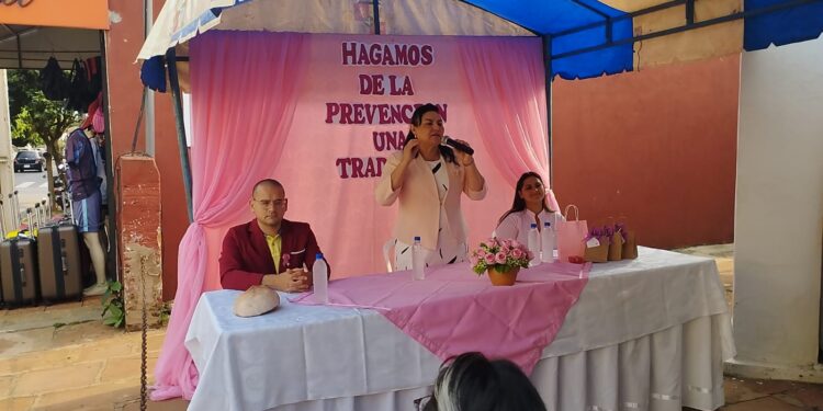 EL CÁNCER DE MAMAS ES PREVENIBLE Y LA FAMILIA DEBE ACOMPAÑARSE ANTE TODO.