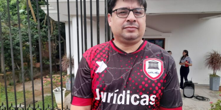 VARIOS AÑOS CON UN SALARIO NO ACORDE ANTE EL GRAN TRABAJO DE DOCENTES EN LA UNVES.