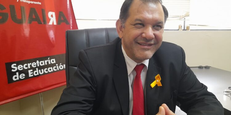 GOBIERNO DEPARTAMENTAL CERCA DE LOS ACTORES EDUCATIVOS