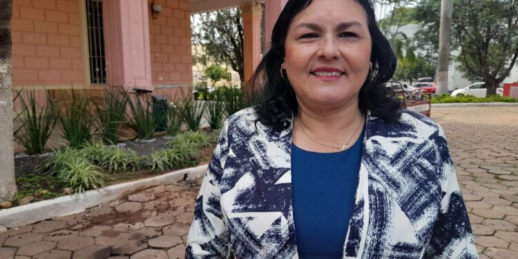 DIPUTADA E INTENDENTE ACUDEN A EMBAJADA DE TAIWAN.