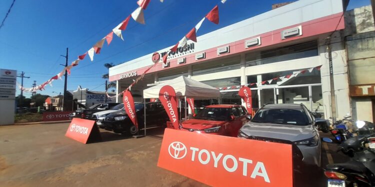 TOYOTOSHI VILLARRICA BRINDANDO VENTAJAS A SUS CLIENTES.
