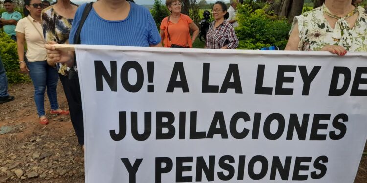 NO A LA LEY DE JUBILACIONES Y PENSIONES.