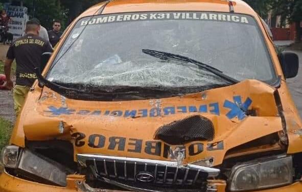 BOMBEROS AMARILLOS SUFREN ACCIDENTE.