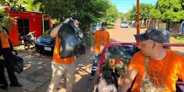 Minga ambiental en Lomas Valentinas