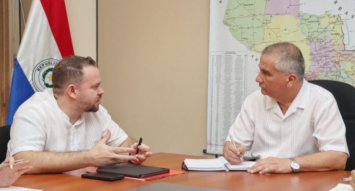 MOPC y el SNPP acuerdan potenciar el trabajo local en zona de obras