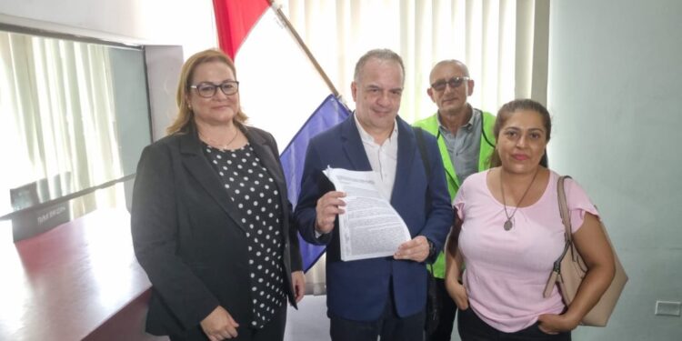 Alliana, Latorre, Ovelar y otros, denunciados ante la Fiscalía por caso «nepobabies»
