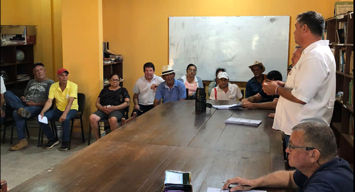 Entregaron tarjetas de débito en La Colmena