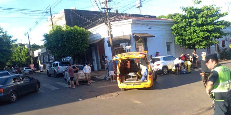 ACCIDENTE DE TRÁNSITO EN EL CENTRO DE VILLARRICA