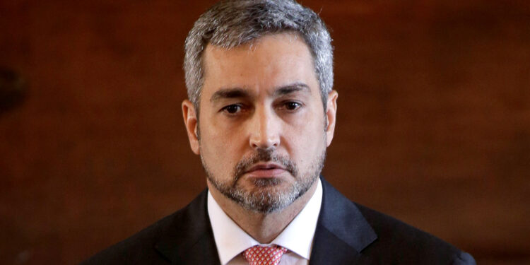 Imputan a Mario Abdo Benítez