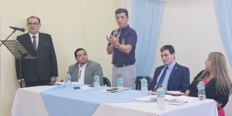 Ministros de la CSJ se reunieron con intendentes de Paraguarí