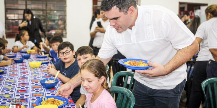 Inicia provisión de almuerzo escolar en Villarrica