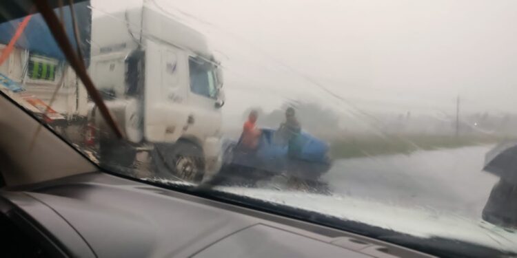 CHOQUE DE VEHÍCULOS EN MBOCAYATY