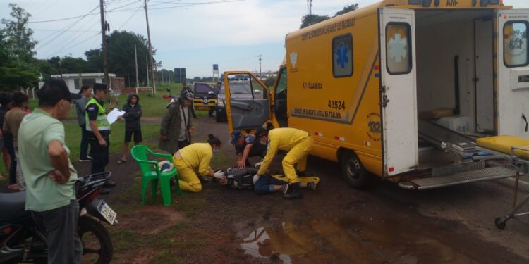 CHOQUE DE MOTOCICLETAS EN MBOCAYATY