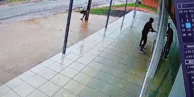 Tentativa de hurto a un local de Mauricio José Troche