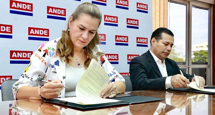 Salud y la ANDE refuerzan alianza para fortalecer servicios en Vallemí