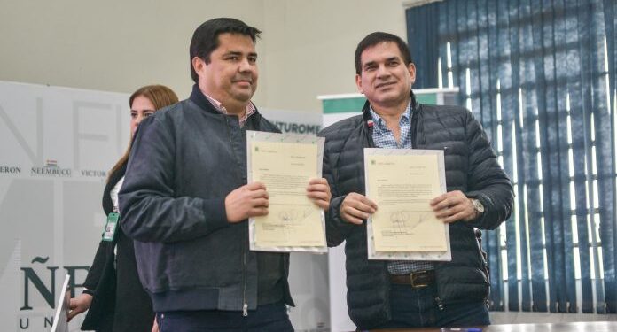 MUVH y Yacyretá firmaron acuerdo para construcción de 100 viviendas para familias de Pilar