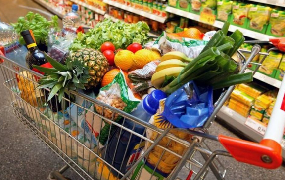 Alimentos aumentaron mucho más que el promedio oficial