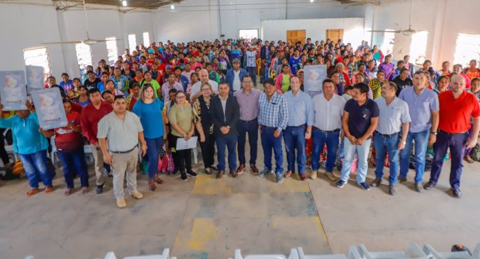 Unas 449 familias de comunidades indígenas del Chaco recibieron tarjetas de Tekoporâ Mbarete