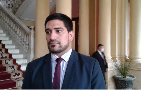 Mauricio Espínola sostuvo que ley de control a ONG´s dará al Estado un poder sancionador muy discrecional